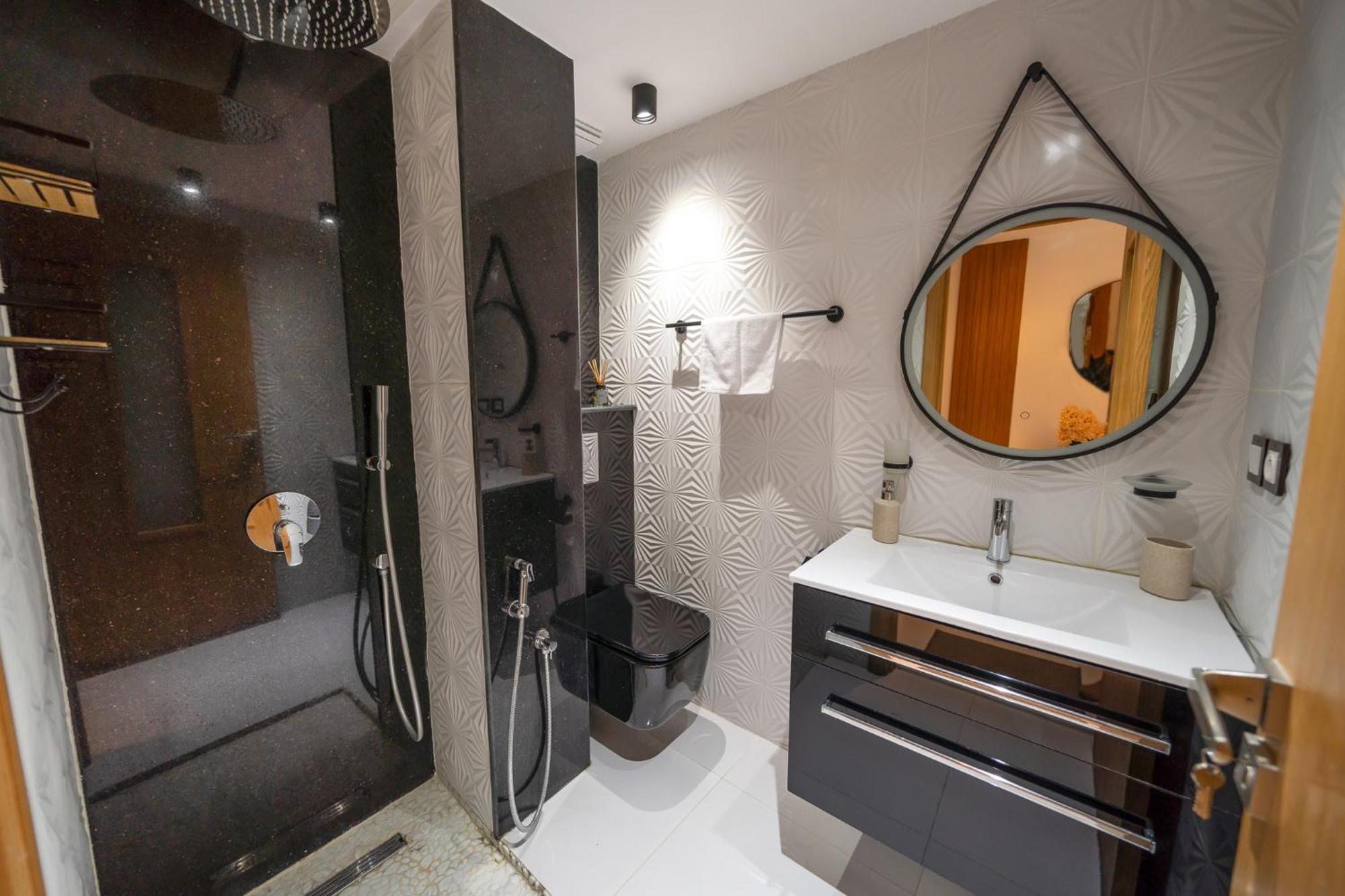 Апартаменти Ecrin Secret, Duplex Prestige, Proche Corniche & Medina, Piscine, Parking, Wifi, Iptv, Ac Танжер Екстер'єр фото